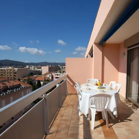 Апартаменты Les 3 Iles By Interhome