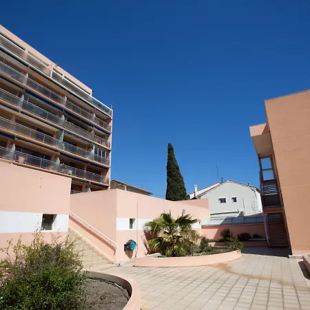 דירה Les 3 Iles By Interhome