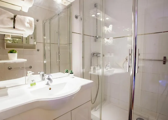 Les 3 Iles By Interhome * לה לבאנדו